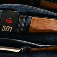 Los pantalones cortos de Levi's que destacan por su comodidad para el verano (y ahora cuestan menos de 30 euros)