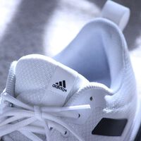 Adidas tiene las zapatillas perfectas para runners a precio de mercadillo: nosotros ya las tenemos en cesta 