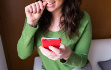 Relaciones a distancia: así han evolucionado gracias a los smartphones