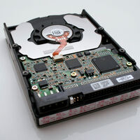 Compra un disco duro de 2 TB en un mercadillo por 2 euros, pensó que era la ganga de su vida y no pudo tener más mala suerte 