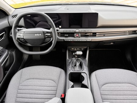 Kia K4