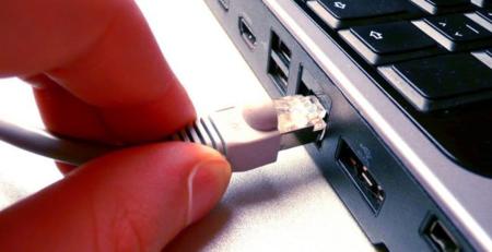 Irán bloquea el tráfico de Internet de fuera de su territorio