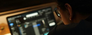 Las empresas de la IA alertan de que acabarán con mucho talento humano. Por ahora, son las que más horas y oficina exigen a la gente