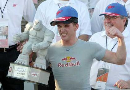 Scott Speed logra su primera victoria en NASCAR