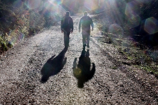 caminando