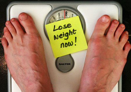 Para adelgazar unos pocos kilos de más: ¿Moverse más o comer menos?