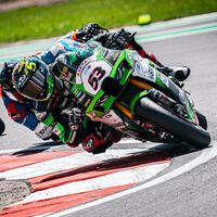 Kawasaki podría perder a su equipo satélite en Superbikes por el dominio de Ducati: "La situación es crítica" 