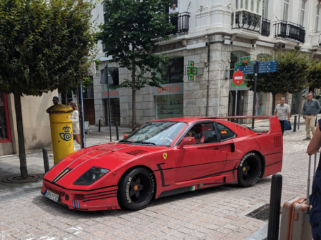 F40 fake