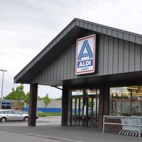 Hoy vuelve a Aldi el chaleco polar que arrasa siempre retando al mismísimo Decathlon por menos de 8 euros 