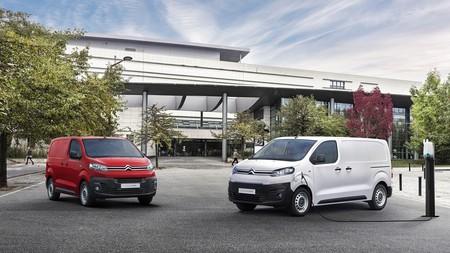 La Citroën ë-Jumpy ya admite pedidos: desde 34.100 euros para la furgoneta eléctrica con hasta 330 km de autonomía