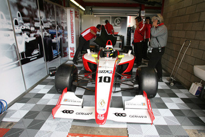 Rodríguez y García probarán para RC Motorsport en Cheste