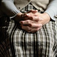 Candida, la italiana de 100 años que no está dispuesta a renunciar al coche y que acaba de renovar el carnet de conducir