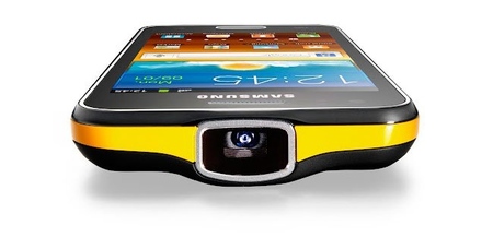 Samsung Galaxy Beam, un teléfono inteligente y con proyector