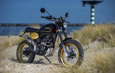 ¡Nostálgica! Bullit Motorcycles le da un aire retro a su Hero 125 pintándola de negro y dorado
