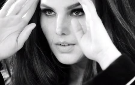 El calendario Pirelli 2015, con el gran Steven Meisel y una modelo de talla grande