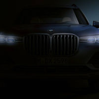 El nuevo BMW X7 deja ver su imponente frontal, horas antes de su estreno oficial