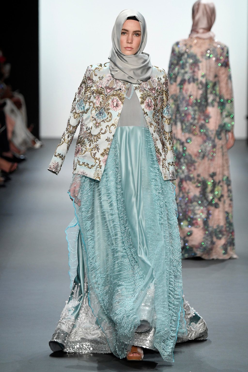 Foto de Anniesa Hasibuan (27/53)