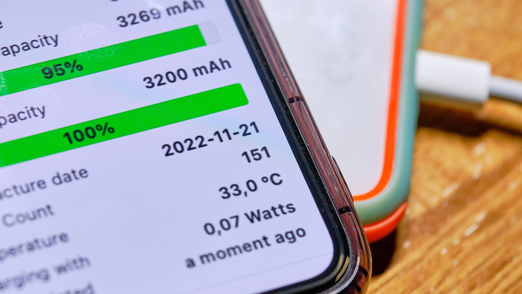 Tu iPhone no muestra la salud real de la batería, pero esta app sí. Y con los ciclos de carga que lleva 