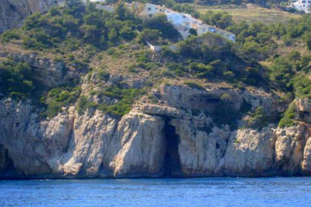 cuevas descubridor