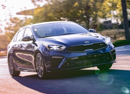 KIA cumple cinco años fabricando vehículos en México