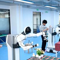 Na China, já existem "escolas" para robôs; o objetivo delas é o mesmo das escolas para humanos: ensiná-los a trabalhar 
