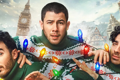 'Una Navidad muy Jonas Brothers' es mucho mejor que la mayoría de películas navideñas, pero este gigantesco villancico pop acaba saliendo desafinado 