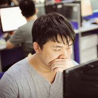 China ha conseguido que la IA se pase el juego de las ofertas de trabajo. Su increíble propuesta es que alcances las 72 horas semanales 