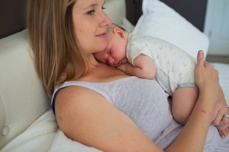 Cogerle En Brazos Calma