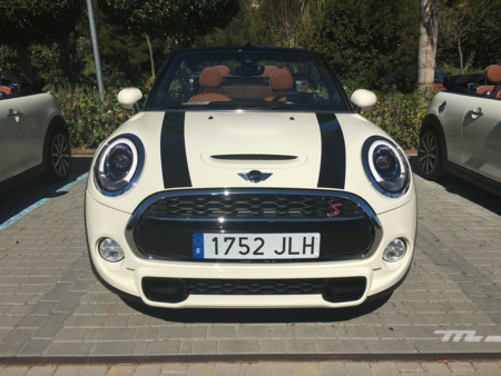MINI Cabrio 2016 Presentacion 2