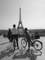 Paris en bici y en español