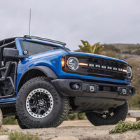 El aventurero Ford Bronco Riptide concept con 315 CV es el todoterreno mejor pensado para disfrutar de la playa y el surf