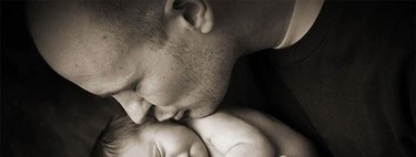 "Ahora me voy a dormir", desgararradoras pero emotivas fotografías de padres con sus bebés nacidos sin vida