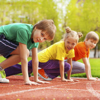 Los niños deportistas tienen un mejor desarrollo cerebral y rinden más académicamente, según un estudio