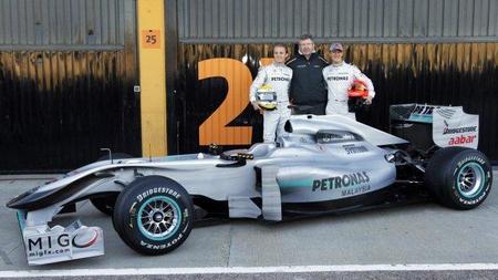 El Mercedes GP W02 se convierte en el segundo Fórmula 1 de 2011 en pasar los crash-test de la FIA