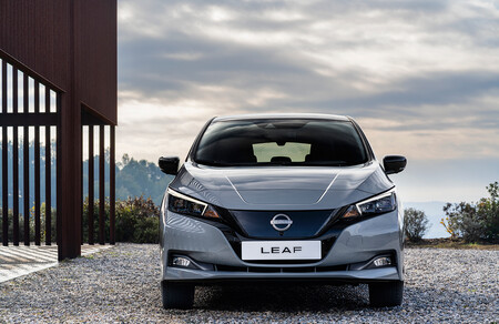 Nissan LEAF 2022