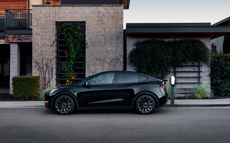 ¡Por fin! El Tesla Model Y comenzará a entregarse en España muy pronto: así serán las primeras unidades