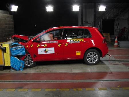 Volkswagen Golf y Toyota Corolla se unen al club 5 estrellas de LatinNCAP 