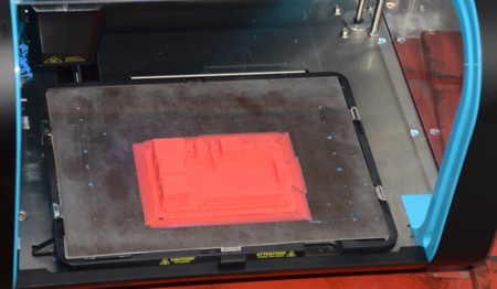 Detalle de un modelo de Raspberry Pi impreso con la Cel Robox