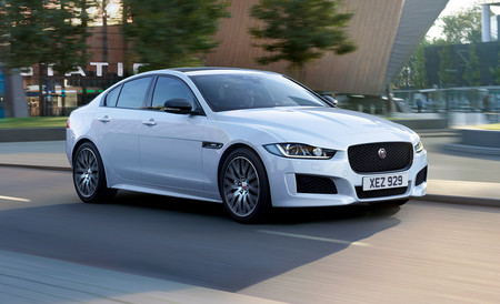 El Jaguar XE estrena versión Landmark Edition, con más equipamiento y detalles de corte deportivo