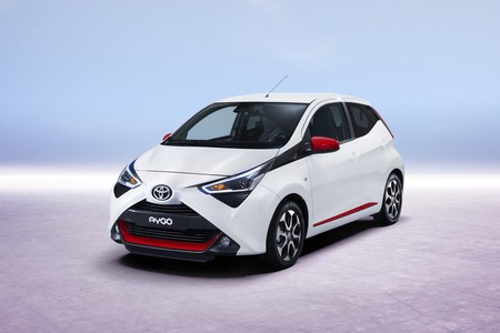 El Toyota Aygo 2019 se actualiza para seguir dando batalla en el segmento A europeo