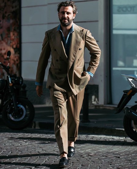 La Camisa En Denim Protagoniza Los Mejores Looks De Entretiempo En Estos Looks Que Lo Demuestran 06