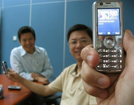 Los móviles: un agujero (temporal) para la censura en China