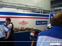 MotoGP España 2011: una visita al box del Paris Hilton Racing Team