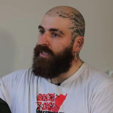 Nestor Uriarte, trabajador de Rockstar y sindicalista vasco: "Por primera vez en la historia, nos pagan las horas extra"