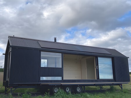 The Long Shed 4