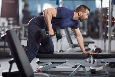 Ganar masa muscular en el gimnasio: una rutina de tres días de entrenamiento para ganar volumen