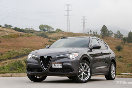 Alfa Romeo Stelvio Ti, a prueba: Italiano de corazón, actitud y personalidad