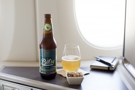 Esta cerveza está específicamente diseñada para consumirse en un avión 