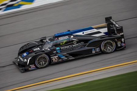 Fernando Alonso gana unas 24 Horas de Daytona 2019 pasadas por agua