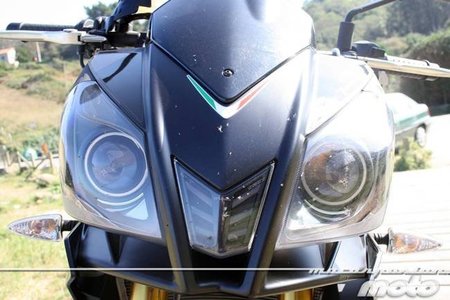 Aprilia Tuono V4 R APRC